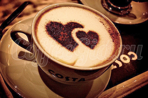 рисунок сердце на кофе